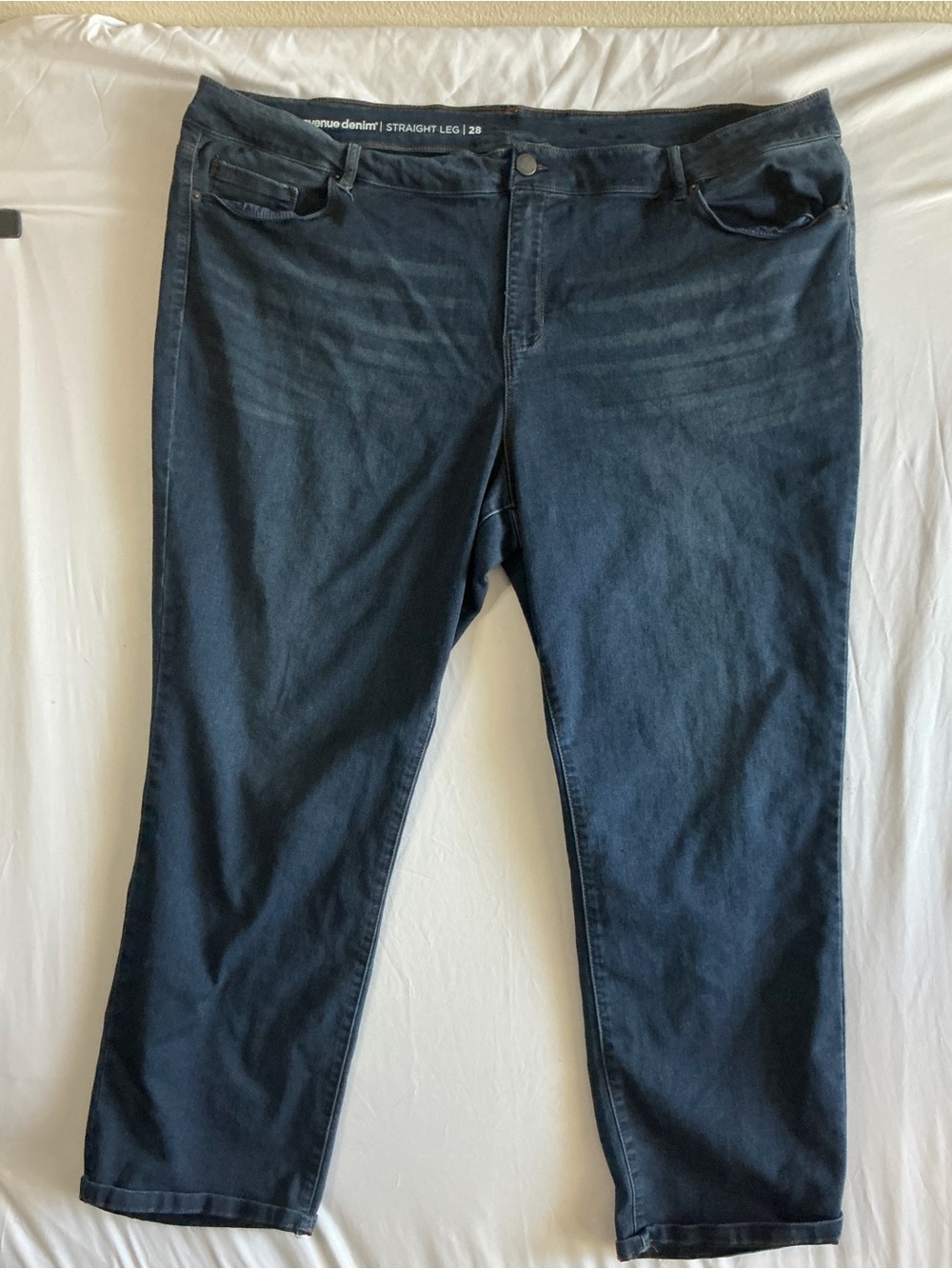 Avenue Men's Straight Jeans in Dark Blue